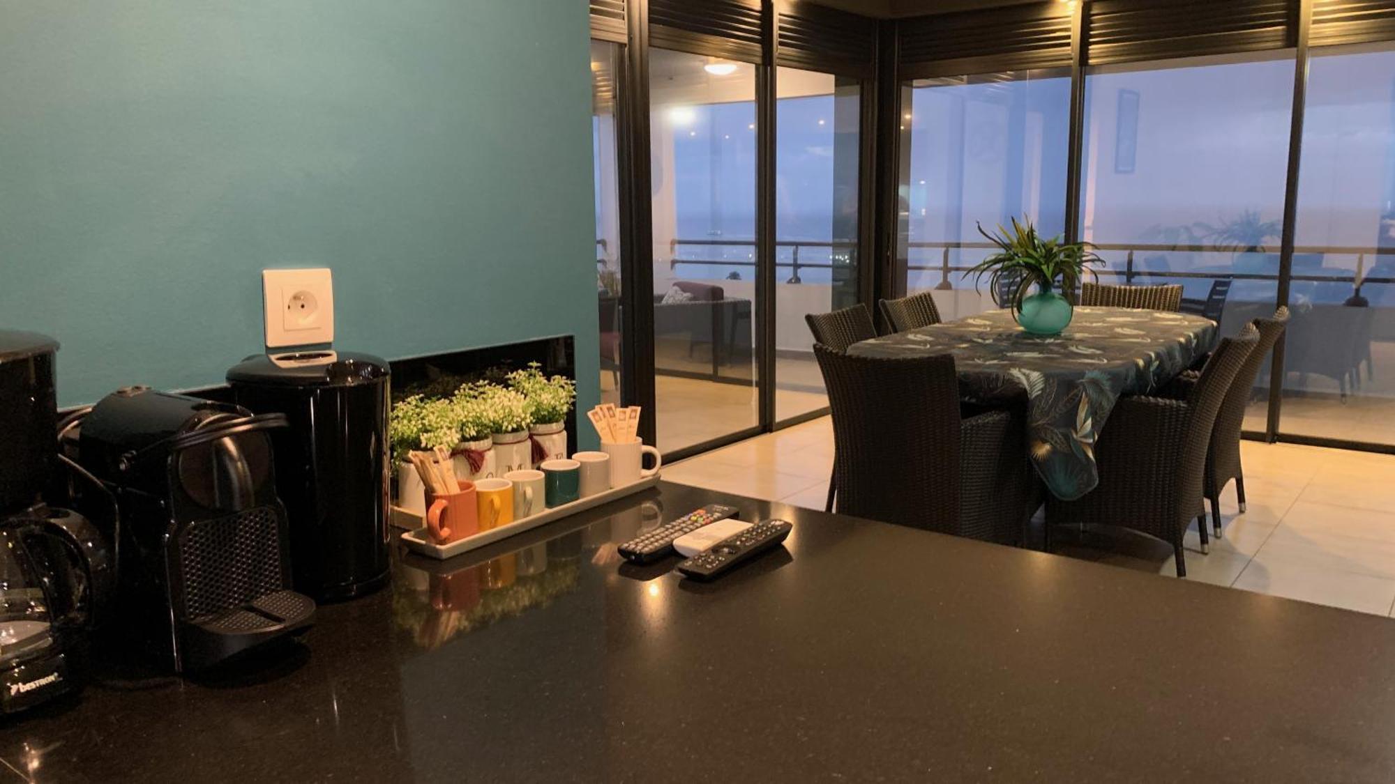 Апартаменты Kaili Ocean View Luxury 2Br Ac Throughout Fiber Wifi & Pool Папеэте Экстерьер фото