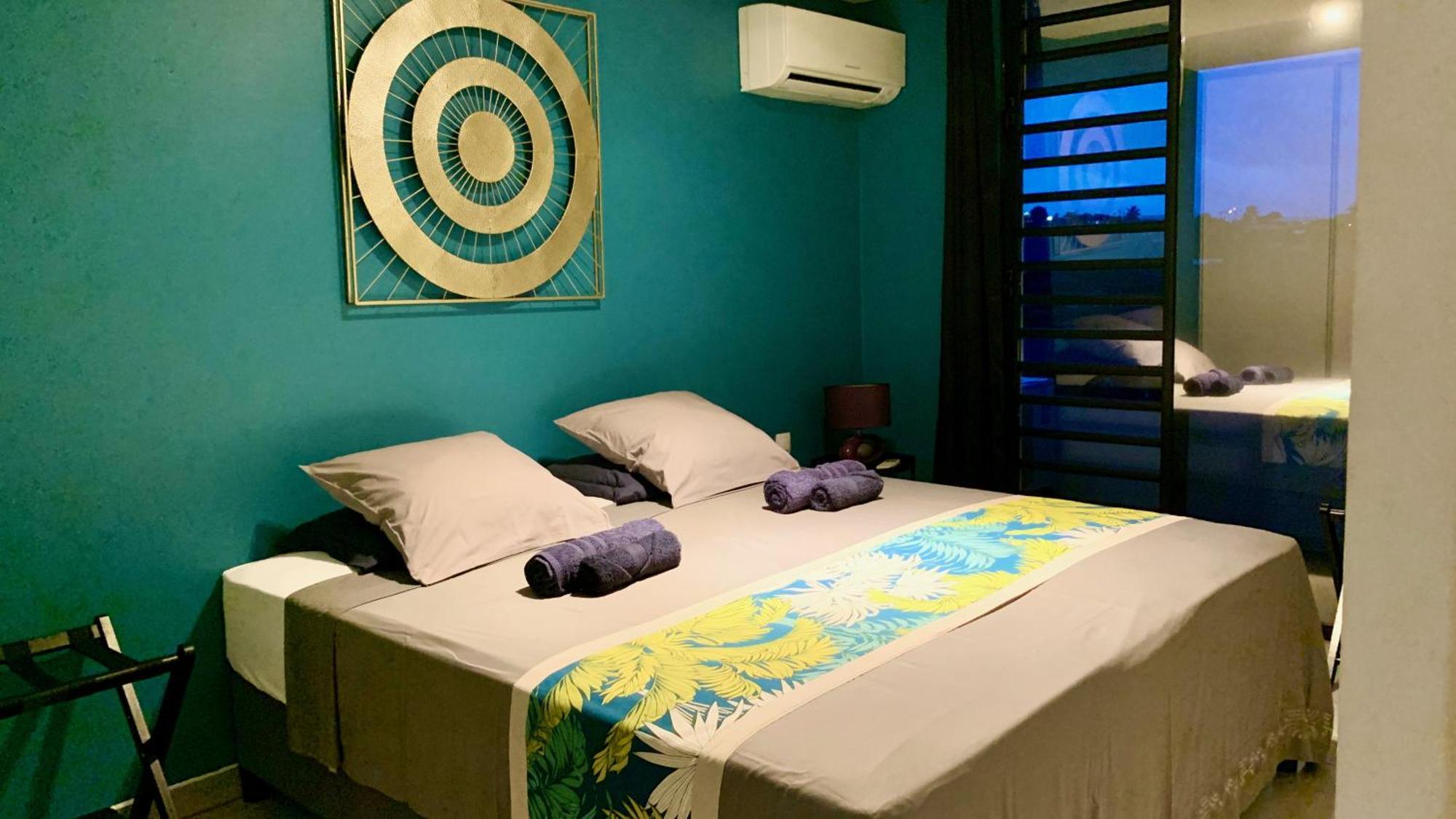 Апартаменты Kaili Ocean View Luxury 2Br Ac Throughout Fiber Wifi & Pool Папеэте Экстерьер фото